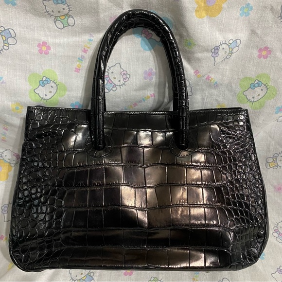 Vintage Furla embossed leather handbag - Used Great Condition - Picture 2 of 7